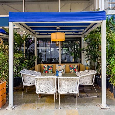 The Park Bangalore, Mg Road Luaran gambar The Terrace