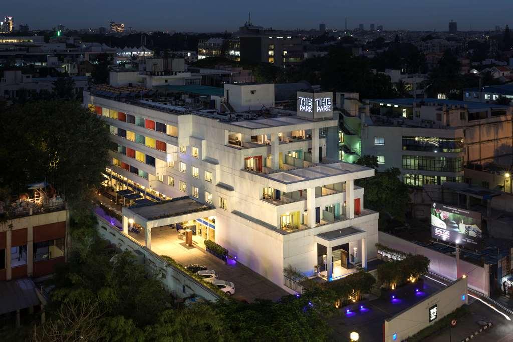 The Park Bangalore, Mg Road Luaran gambar The Blue Sky Inn