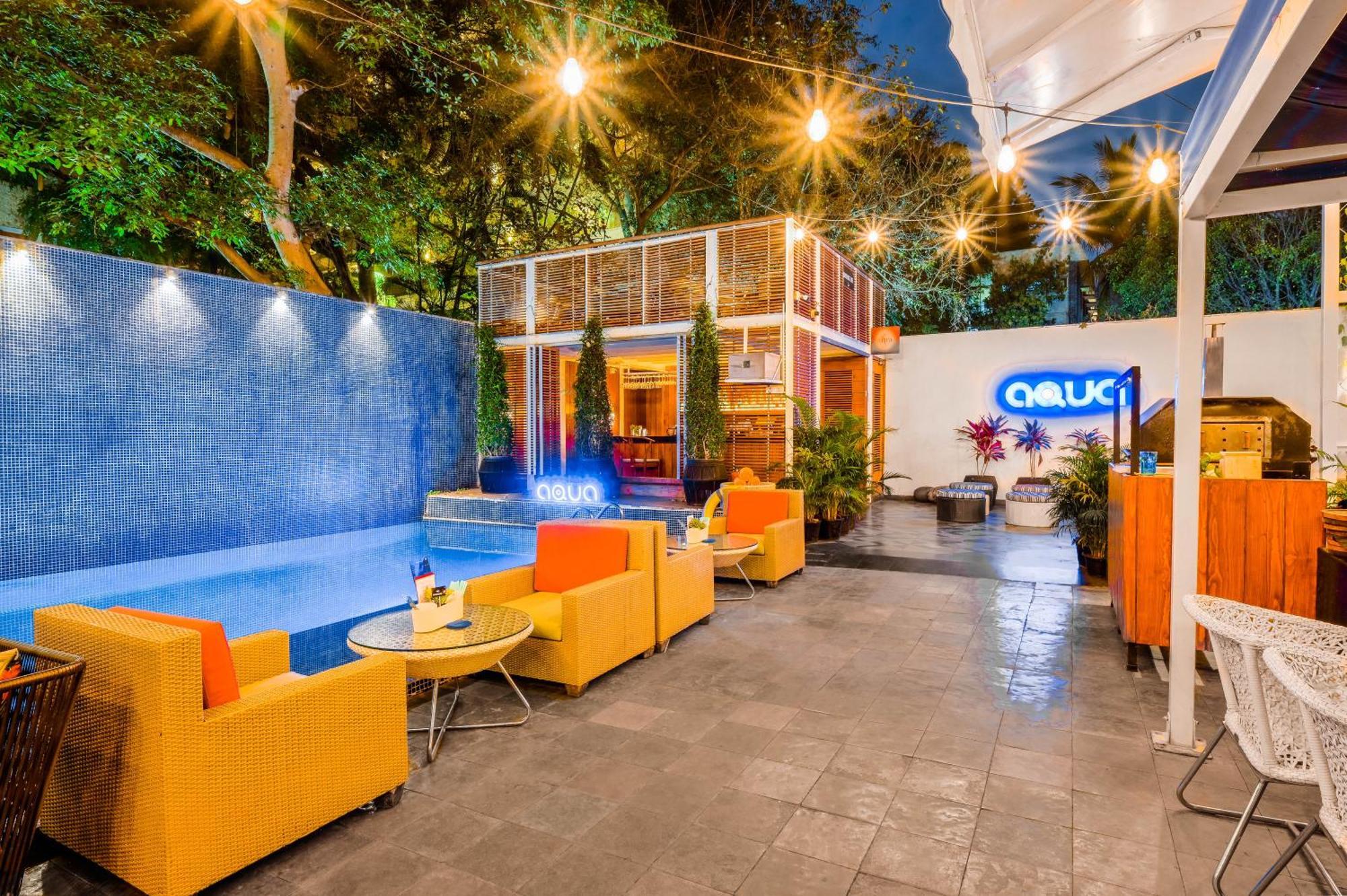 The Park Bangalore, Mg Road Luaran gambar The lounge at the airport