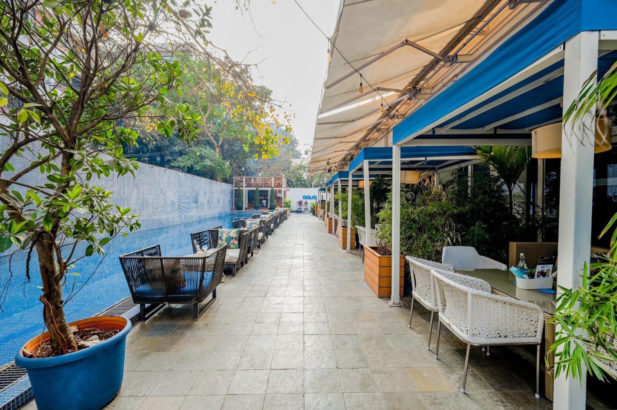 The Park Bangalore, Mg Road Luaran gambar The Terrace